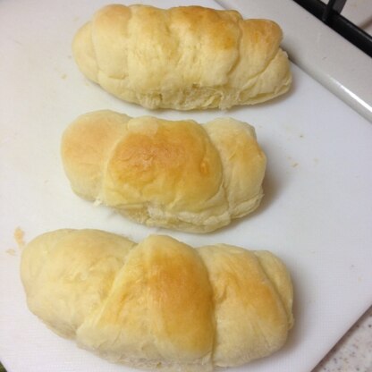 うまく生地がのばせませんでした...でもふわふわで焼きあがりは美味しかったです。